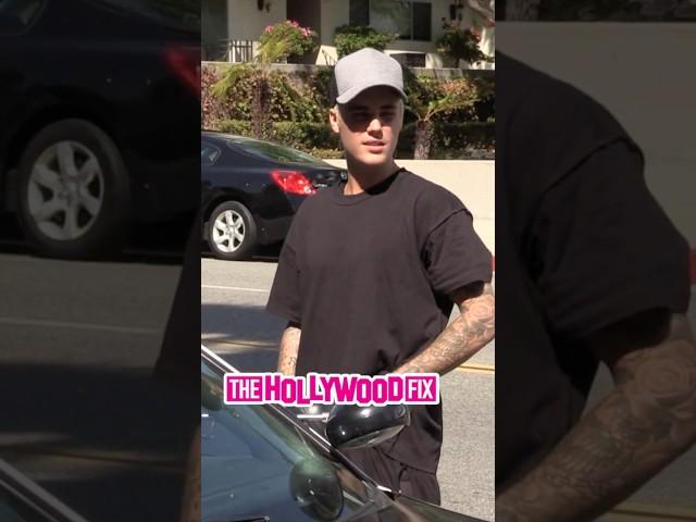 Justin Bieber Tries To Arrest Paparazzi While Out On A Walk With Hailey Bieber In Beverly Hills, CA