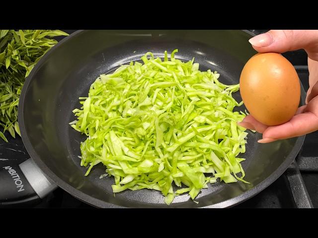I cook cabbage like this every weekend! Cabbage with eggs tastes better than meat!