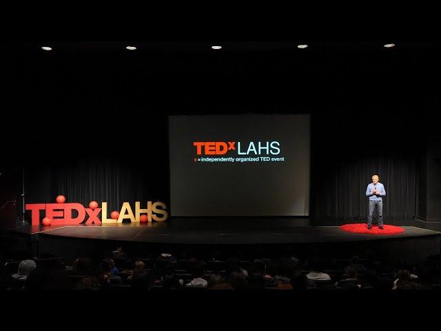 Maximize mediocrity: Mindset shifts so you think faster and talk smarter | Matt Abrahams | TEDxLAHS