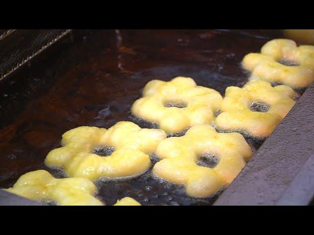 힙지로 인생도넛과 핫도그/Sweet doughnuts, hot dogs and cheese ball making/韓国大人気揚げパン