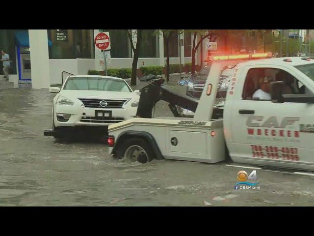 Rains Flooded Brickell, Lining Streets With Stalled-Out Cars