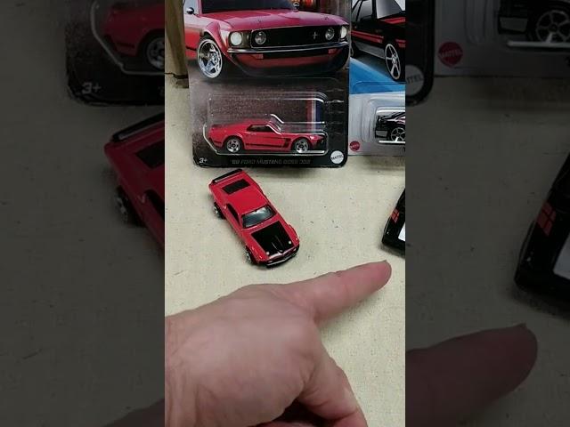 1969 Ford Mustang Boss (302) "60's muscle car" 1992 Ford Mustang (5.0) "90's Muscle car"