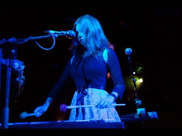 Hope Sandoval - 2009-10-31, Dublin (Full show, 14 songs) live AUDIO