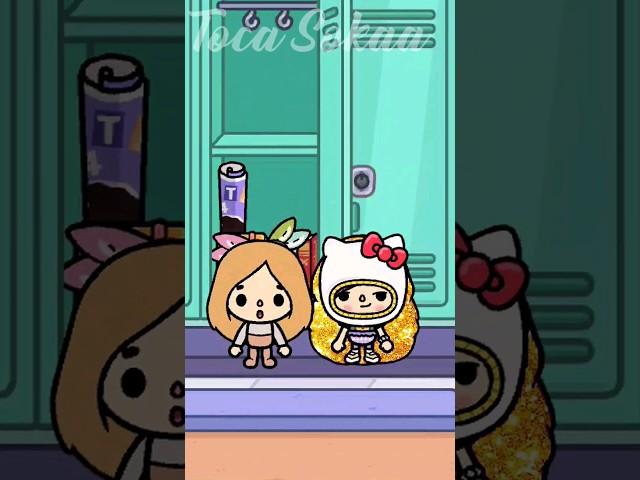 They are friends with me because of my golden hair but... #tocaboca #shorts