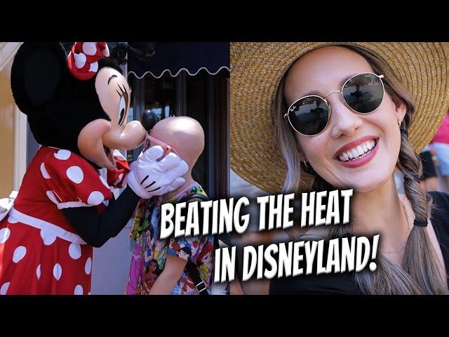 Making the best of a HOT day in Disneyland! + Town Square characters & The Monorail!