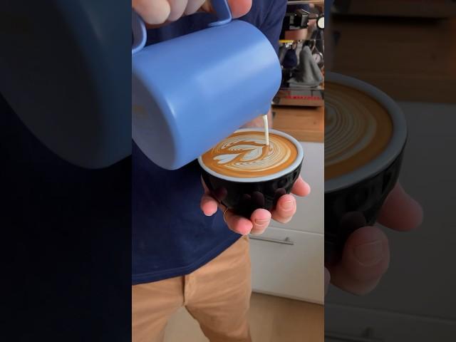 Wing Tulip  #latteart  #shorts