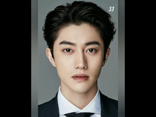 Kwak Dong Yeon 