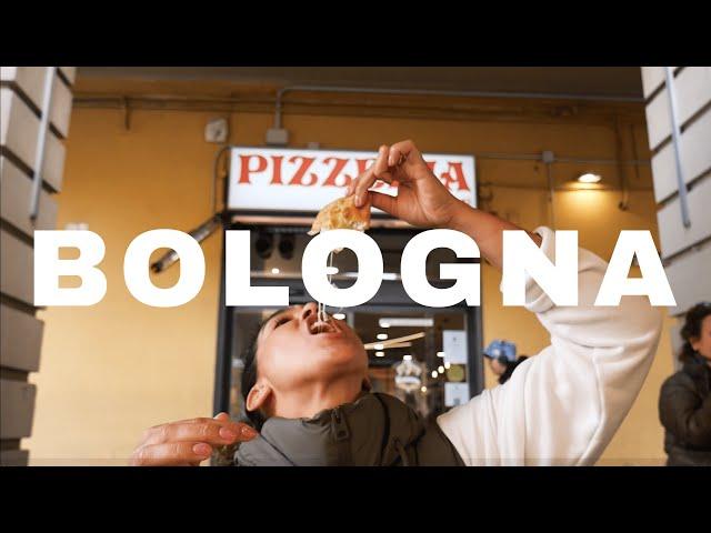 Epic food tour in Italy's foodie city - Bologna!