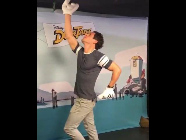 Kyle Harris dance moves at D23