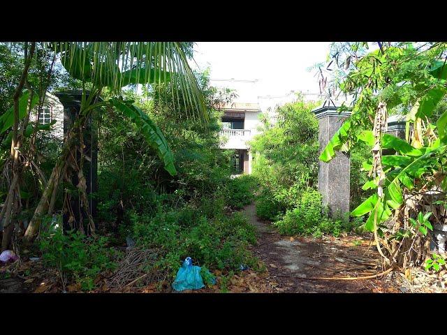 Shock - Abandoned million-dollar mansion located right in the center of Go Cong city