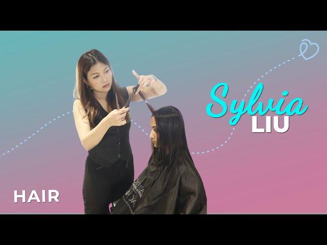 Sylvia Liu introduces Marc Tools at the Professional Beauty India, Delhi show!