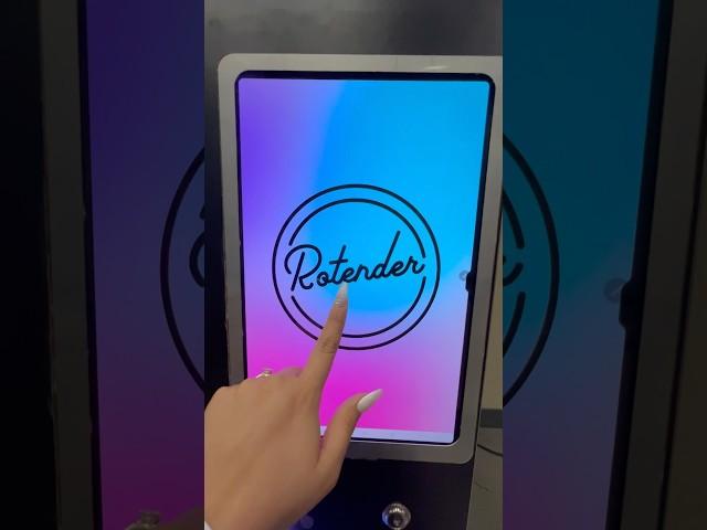 ROBOTS ARE TAKING OVER  watch out #bartenders