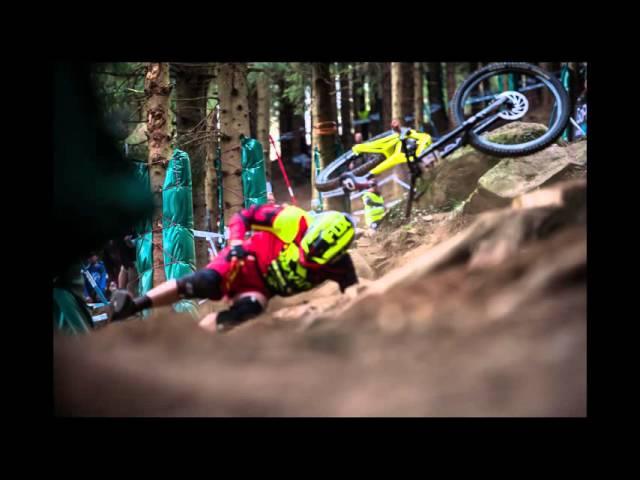 Dean Lucas' Crash at the 2015 Lourdes World Cup Mountain Bike Downhill