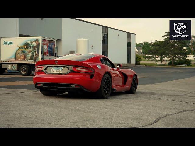 Dodge Viper SRT Exhaust Sound | Beautiful Revs & V10 Purring