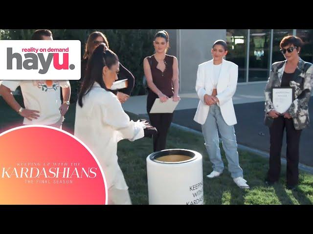 The Kardashian Family Fills Up Their Time Capsule | Season 20 | Keeping Up With The Kardashians