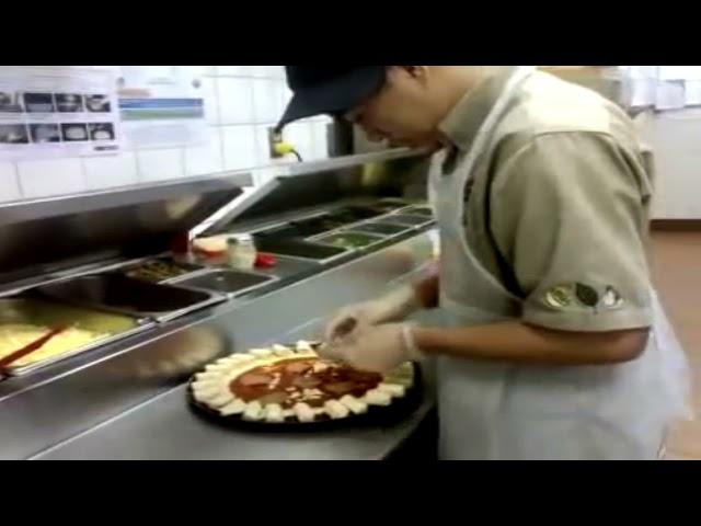 HOW TO MAKE A PIZZA   Cheezy bites, and Dripping strip