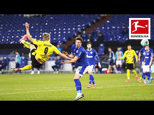 Erling Haaland is crazy! Incredible Volley Goal in Schalke vs. Dortmund