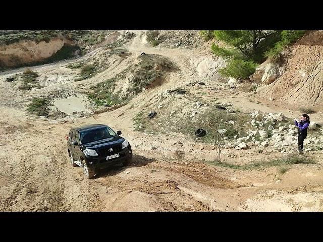 TOYOTA LAND CRUISER 150 EN CIRCUITO RAID AVENTURA