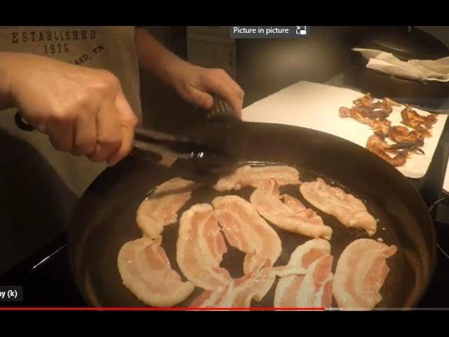 Free Healthy Cast Iron Seasoning You Can Make At Home | Eggs/Bacon Cooked in Field #12 Cast Iron Pan