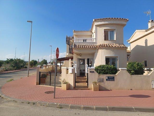 MGH1868 Detached Villa with pool €195000