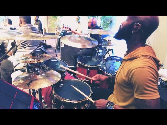 Zacardi Cortez /w MIKE HUNTER JR on drums!! Entering FONK NATION with Cardi!! NYE SERVICE2018!!