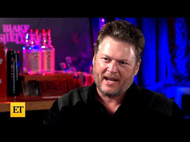 Blake Shelton interviewed for ET by Cassie DiLaura, Februari 2023