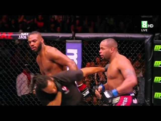 Jon Jones DX taunt's Cormier after fight