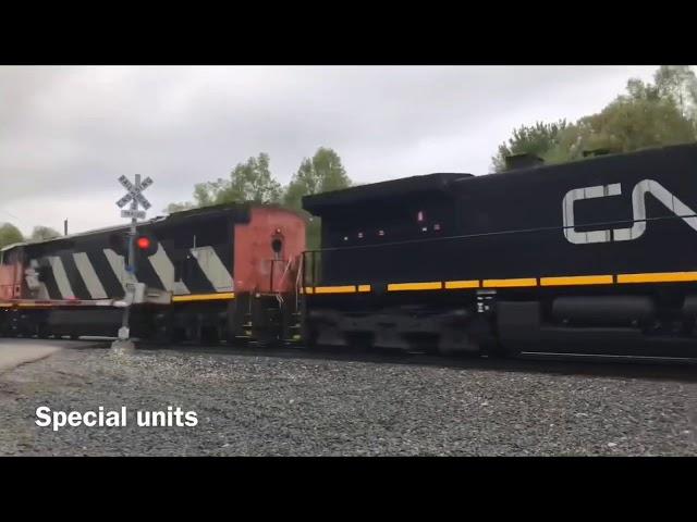 CSX mixed freight flys through Lordstown