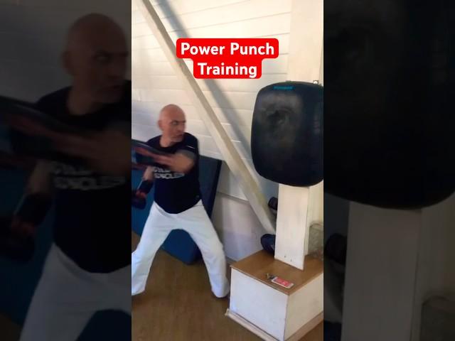 ⁉️HOW to increase Punch Power? Puncher boxing technique. Street fight. #boxing #shorts