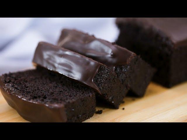 Moist Chocolate Fudge Cake Recipe | Yummy PH