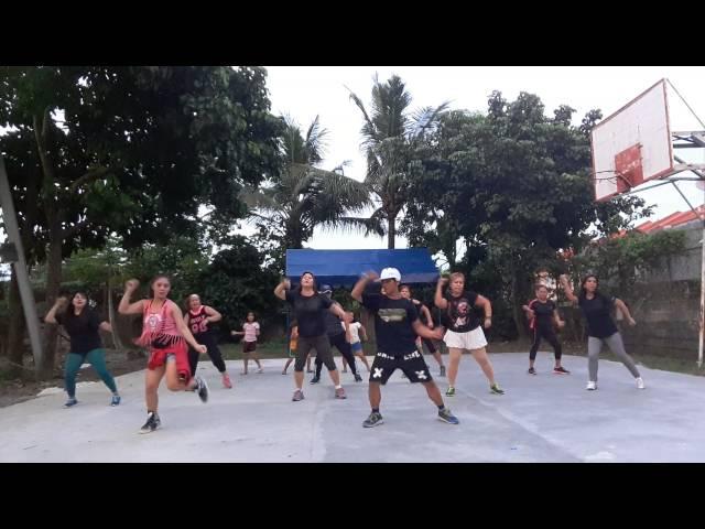 Chiquita zumba dance by Paul Nunez with the riza vill.2 zumbangers