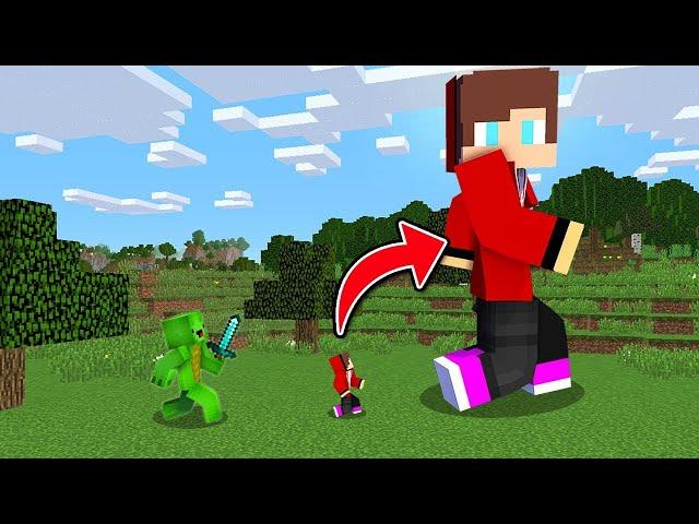 Tiny & Giant Speedrunner VS Hunter in Minecraft