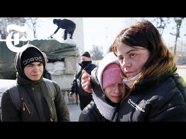 Inside a Perilous Journey to Rescue Ukrainian Civilians | Russia-Ukraine War