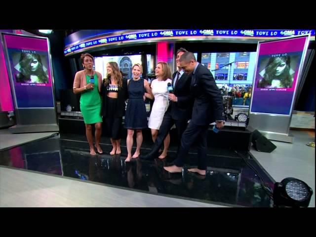 Amy Robach & Ginger Zee & Tove Lo - no high heels & feet close up - March 24, 2015