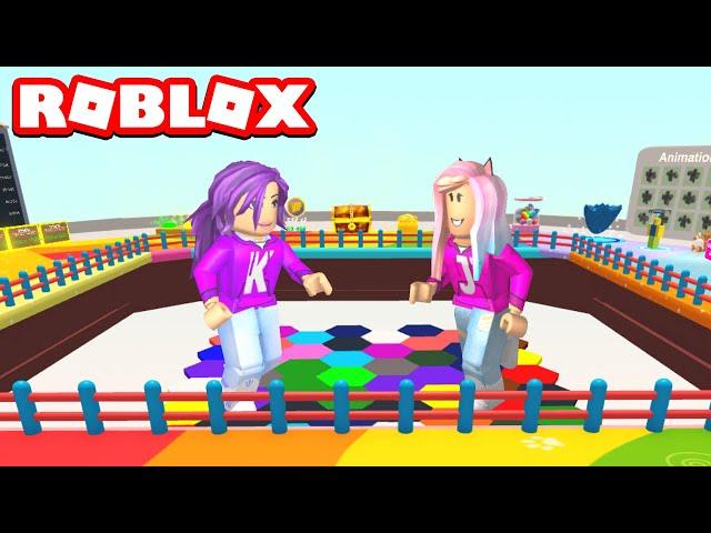 Giants Play Color Block! | Roblox