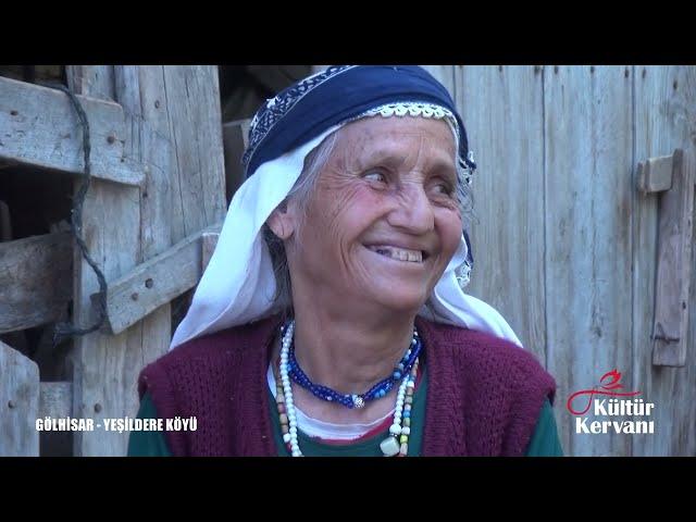 ÇOK GÜLDÜK  Ümmü Teyze "Kocamı Doğurup da Beni Aldığı İçin Kaynanamı  Öpe Öpe Bitiremezdim." dedi .