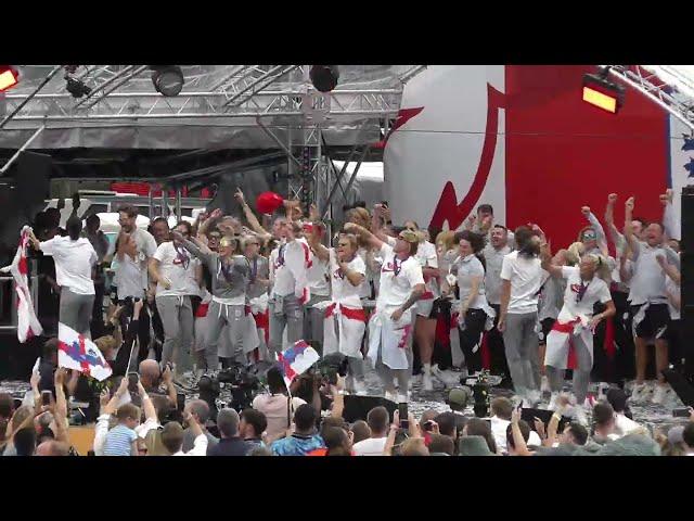 Lionesses celebrate Euro 2022 title at Trafalgar Square - "Freed from desire"