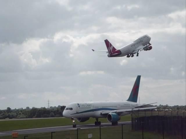 G VAST -- Virgin Atlantic 747-400 (Ladybird) -- Taxi photos and HD Takeoff