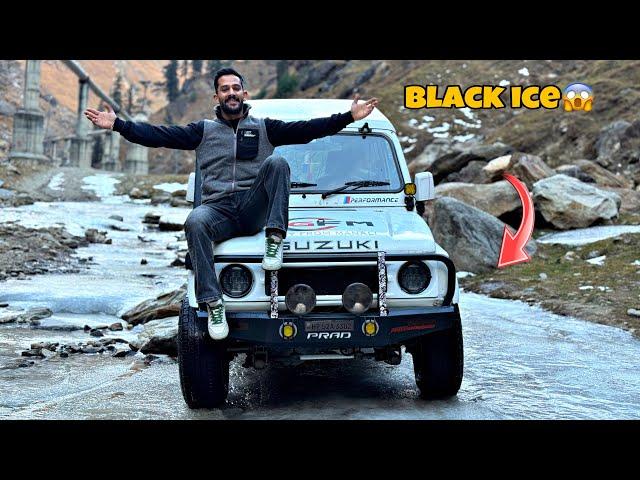 Snow near manali | Sliding Gypsy in Black-ice | Snow in Manali️