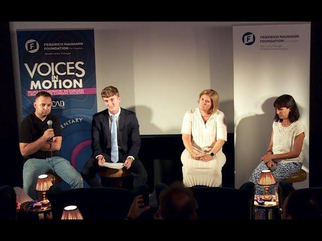 Voices in Motion - Debate en el evento de estreno