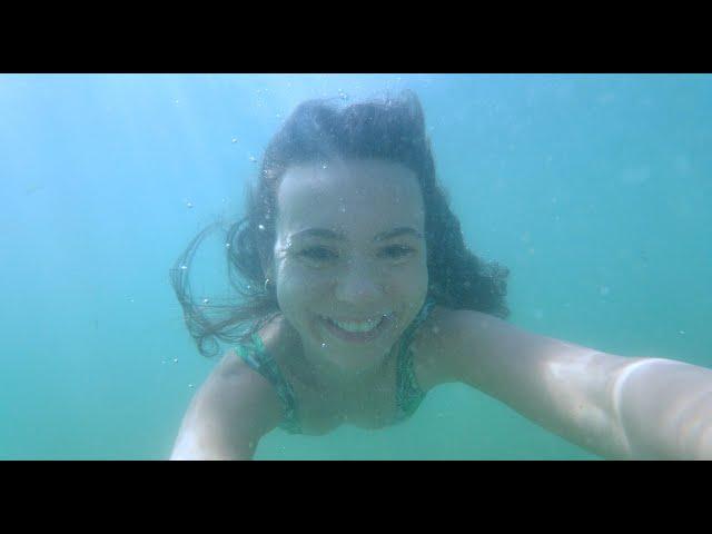 UNDERWATER SWIMMING HOLIDAY ON MY MIND