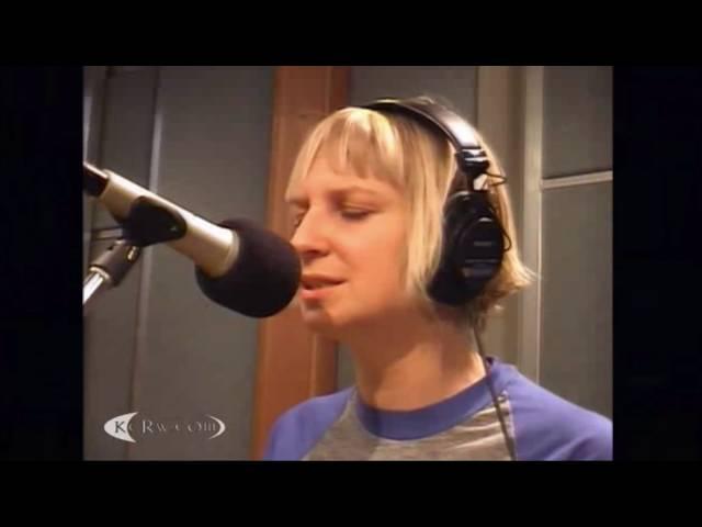 Sia - Breathe Me (Live at KCRW 2007)