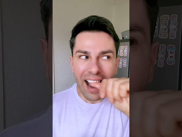 ASMR AMERICA'S ️️ ORIGINAL DUBBLE BUBBLE GUM GRAPEFLAVOR AND EAT...