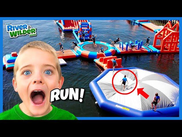 Kids WIPEOUT on WATER PARK obstacle course | Family fun