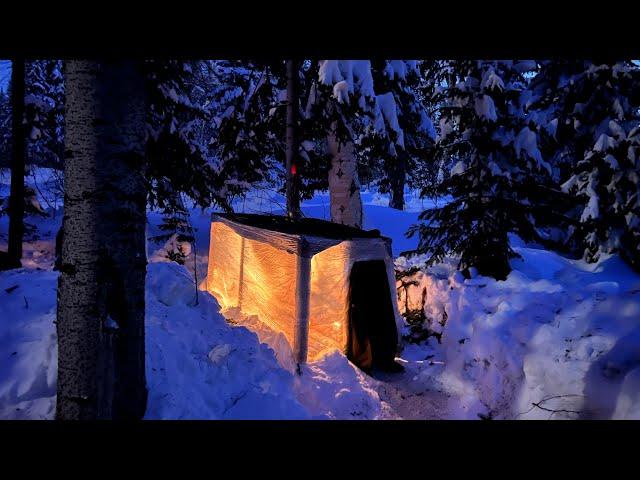 A WEEK IN THE TAIGA | BUILDING A STRETCH FILM SHELTER / -40°C