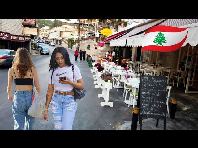 Lebanon Explore Broumana restaurants street summer 2024 - برمانا لبنان شارع المطاعم