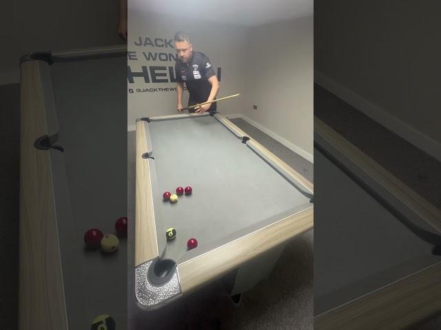 WTF   #billiards #8ballpool #pool #8ballpoolguideline #billiardsgame #bilhar #ball