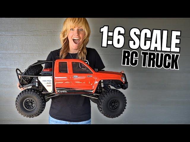 AXIAL SCX6 Honcho: My BIGGEST crawler yet!