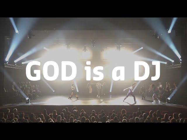 GOD is a DJ - trailer - SALLY Dansgezelschap Maastricht