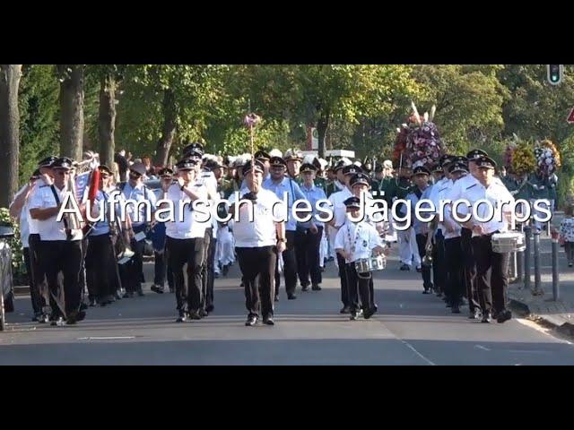 Schützenfest: Aufmarsch des Jägercorps in Neuss Norf am 17. 09. 2024